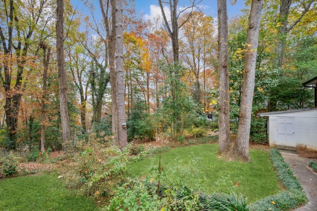 820 Starlight Circle, Sandy Springs, Georgia 30342, 3 Bedrooms Bedrooms, ,3 BathroomsBathrooms,Residential,Sold,820 Starlight Circle,7338852