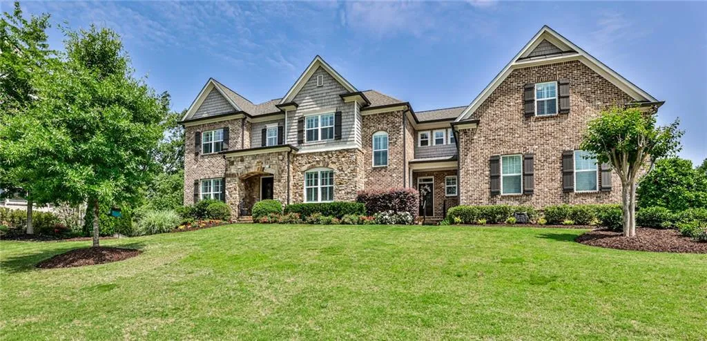 110 Spalding Trace, Sandy Springs, Georgia 30350, 6 Bedrooms Bedrooms, ,5 BathroomsBathrooms,Residential,Sold,110 Spalding Trace,7224323