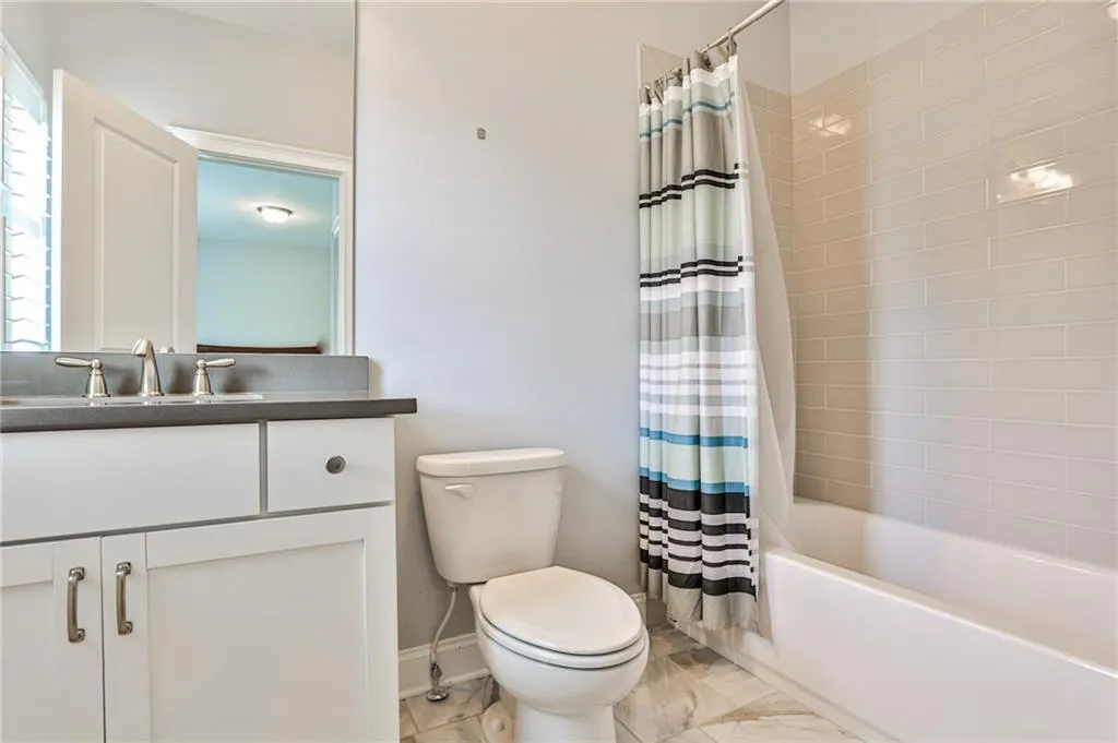 110 Spalding Trace, Sandy Springs, Georgia 30350, 6 Bedrooms Bedrooms, ,5 BathroomsBathrooms,Residential,Sold,110 Spalding Trace,7224323