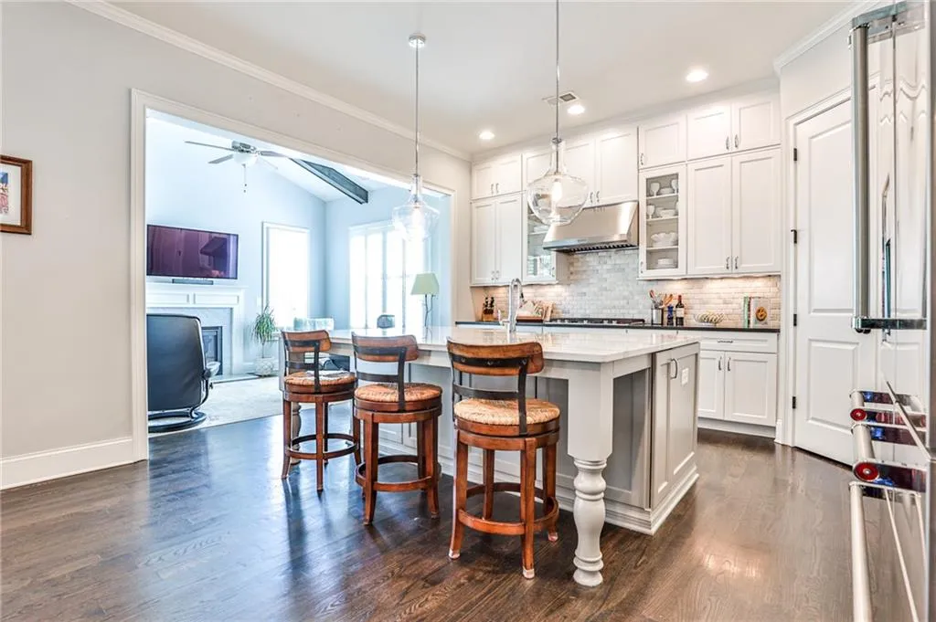 110 Spalding Trace, Sandy Springs, Georgia 30350, 6 Bedrooms Bedrooms, ,5 BathroomsBathrooms,Residential,Sold,110 Spalding Trace,7224323