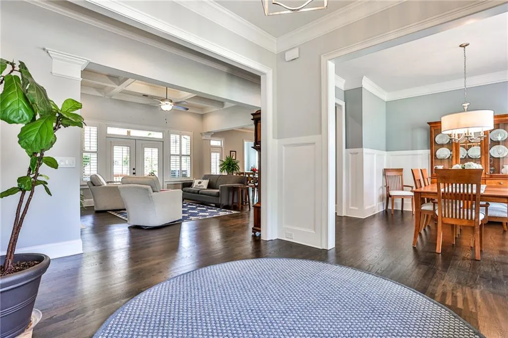 110 Spalding Trace, Sandy Springs, Georgia 30350, 6 Bedrooms Bedrooms, ,5 BathroomsBathrooms,Residential,Sold,110 Spalding Trace,7224323