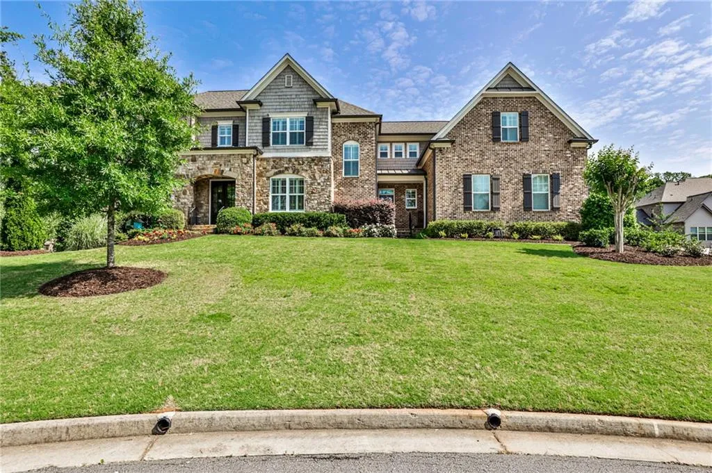 110 Spalding Trace, Sandy Springs, Georgia 30350, 6 Bedrooms Bedrooms, ,5 BathroomsBathrooms,Residential,Sold,110 Spalding Trace,7224323