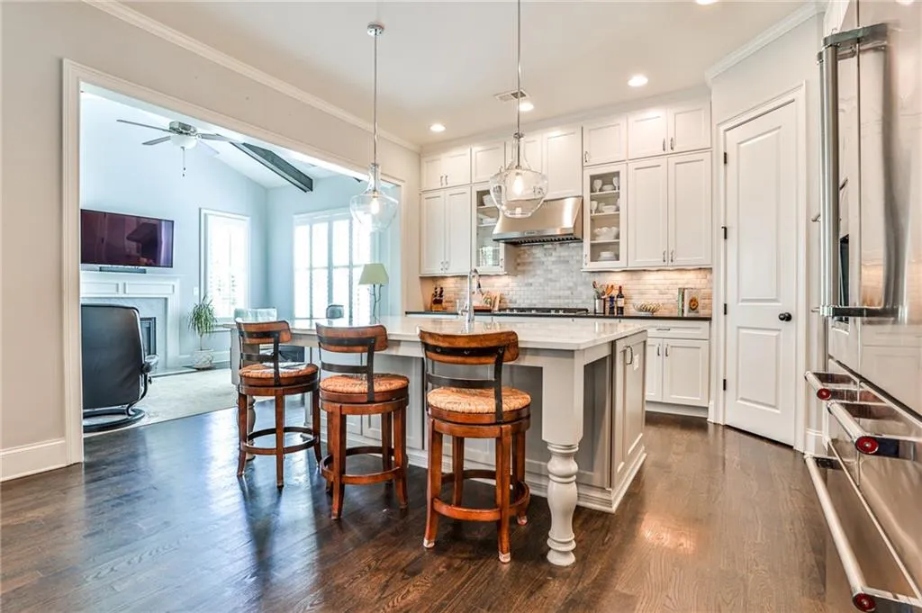 110 Spalding Trace, Sandy Springs, Georgia 30350, 6 Bedrooms Bedrooms, ,5 BathroomsBathrooms,Residential,Sold,110 Spalding Trace,7224323