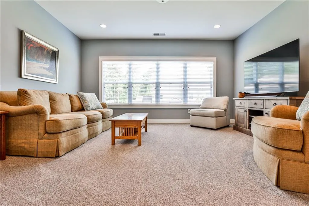 110 Spalding Trace, Sandy Springs, Georgia 30350, 6 Bedrooms Bedrooms, ,5 BathroomsBathrooms,Residential,Sold,110 Spalding Trace,7224323