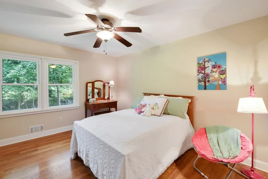 440 Montevallo Drive, Sandy Springs, Georgia 30342, 4 Bedrooms Bedrooms, ,3 BathroomsBathrooms,Residential,Sold,440 Montevallo Drive,5910273