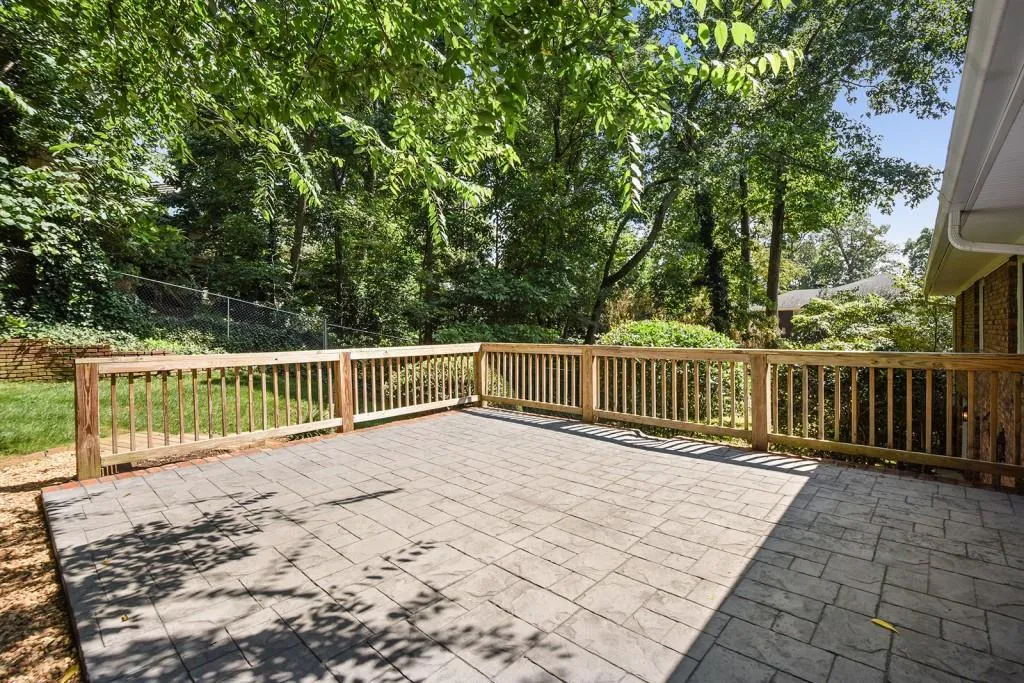 440 Montevallo Drive, Sandy Springs, Georgia 30342, 4 Bedrooms Bedrooms, ,3 BathroomsBathrooms,Residential,Sold,440 Montevallo Drive,5910273