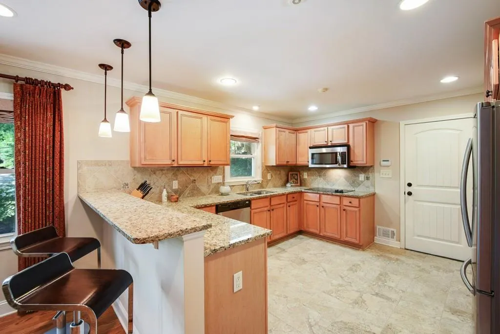 440 Montevallo Drive, Sandy Springs, Georgia 30342, 4 Bedrooms Bedrooms, ,3 BathroomsBathrooms,Residential,Sold,440 Montevallo Drive,5910273