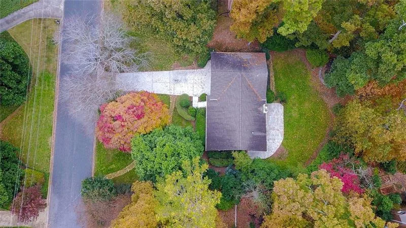 7245 Wynhill Drive, Atlanta, Georgia 30328, 3 Bedrooms Bedrooms, ,2 BathroomsBathrooms,Residential,Sold,7245 Wynhill Drive,6645105