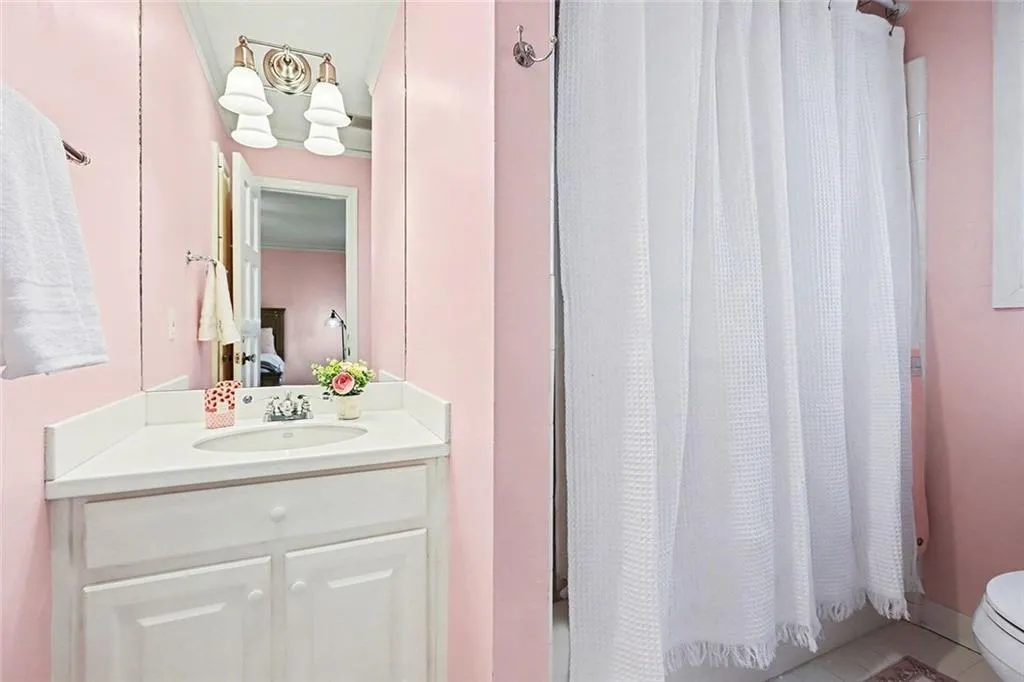 920 Curlew Court Nw, Atlanta, Georgia 30327, 7 Bedrooms Bedrooms, ,6 BathroomsBathrooms,Residential,Sold,920 Curlew Court Nw,7703793