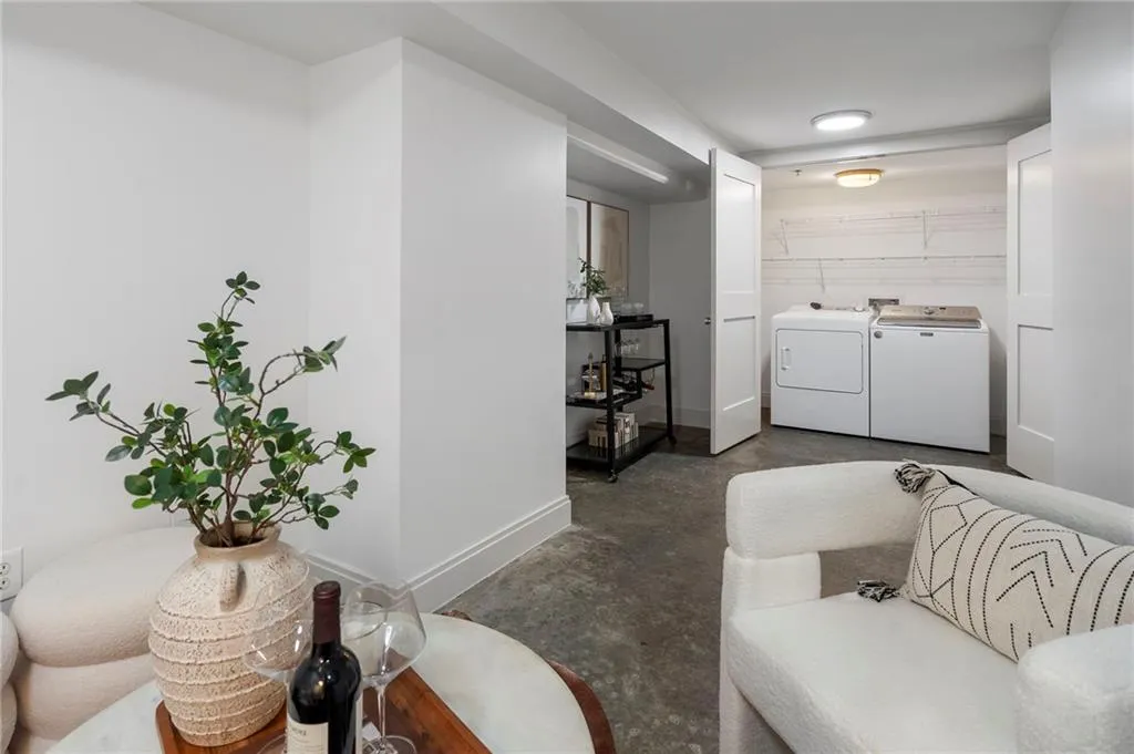 905 Juniper Street Ne Unit 116, Atlanta, Georgia 30309, 2 Bedrooms Bedrooms, ,1 BathroomBathrooms,Residential,For Sale,905 Juniper Street Ne Unit 116,7625611