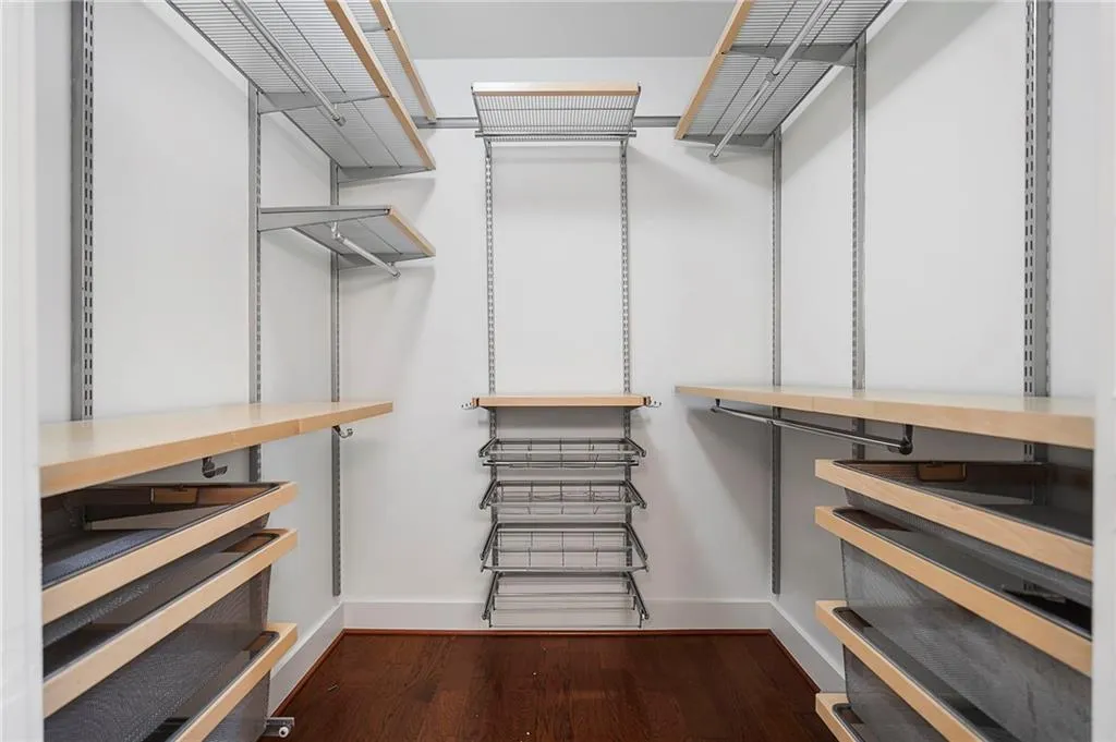 905 Juniper Street Ne Unit 116, Atlanta, Georgia 30309, 2 Bedrooms Bedrooms, ,1 BathroomBathrooms,Residential,For Sale,905 Juniper Street Ne Unit 116,7625611