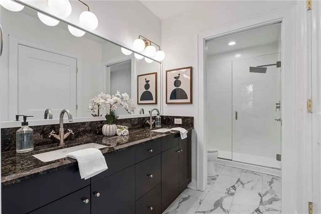 905 Juniper Street Ne Unit 116, Atlanta, Georgia 30309, 2 Bedrooms Bedrooms, ,1 BathroomBathrooms,Residential,For Sale,905 Juniper Street Ne Unit 116,7625611