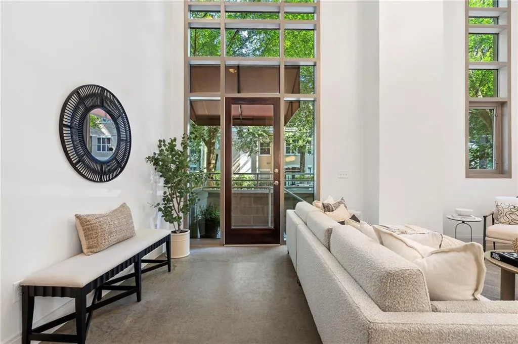 905 Juniper Street Ne Unit 116, Atlanta, Georgia 30309, 2 Bedrooms Bedrooms, ,1 BathroomBathrooms,Residential,For Sale,905 Juniper Street Ne Unit 116,7625611