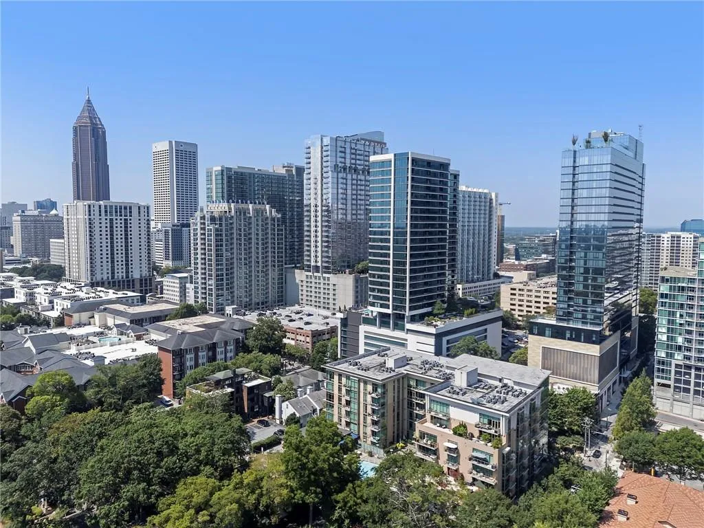 905 Juniper Street Ne Unit 116, Atlanta, Georgia 30309, 2 Bedrooms Bedrooms, ,1 BathroomBathrooms,Residential,For Sale,905 Juniper Street Ne Unit 116,7625611