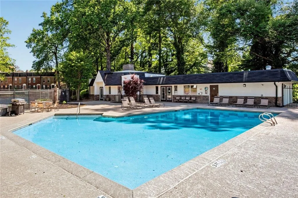 145 River Drive N Unit C, Atlanta, Georgia 30350, 2 Bedrooms Bedrooms, ,2 BathroomsBathrooms,Residential,Sold,145 River Drive N Unit C,7374544