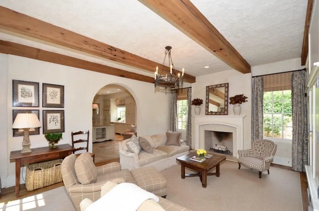 10 Leighton Court, Atlanta, Georgia 30327, 7 Bedrooms Bedrooms, ,8 BathroomsBathrooms,Residential,Sold,10 Leighton Court,5581235