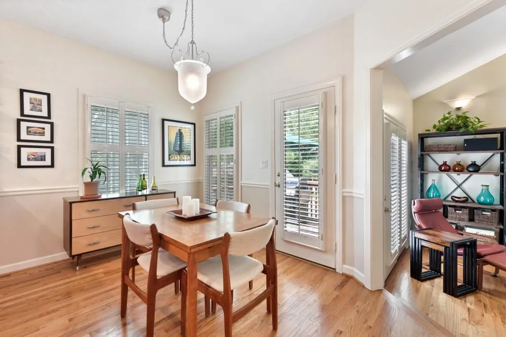 9 Vernon Glen Court, Atlanta, Georgia 30338, 3 Bedrooms Bedrooms, ,2 BathroomsBathrooms,Residential,Sold,9 Vernon Glen Court,6916558