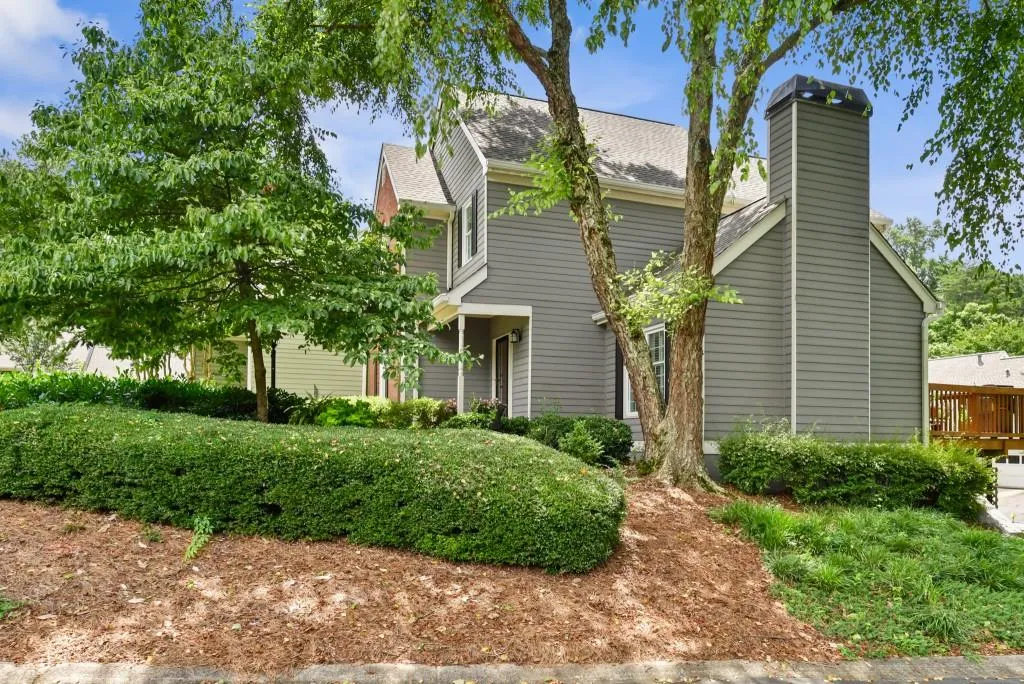 9 Vernon Glen Court, Atlanta, Georgia 30338, 3 Bedrooms Bedrooms, ,2 BathroomsBathrooms,Residential,Sold,9 Vernon Glen Court,6916558