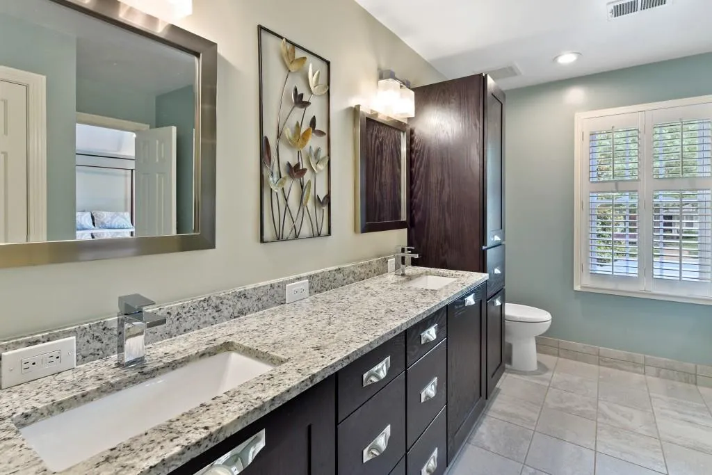 9 Vernon Glen Court, Atlanta, Georgia 30338, 3 Bedrooms Bedrooms, ,2 BathroomsBathrooms,Residential,Sold,9 Vernon Glen Court,6916558