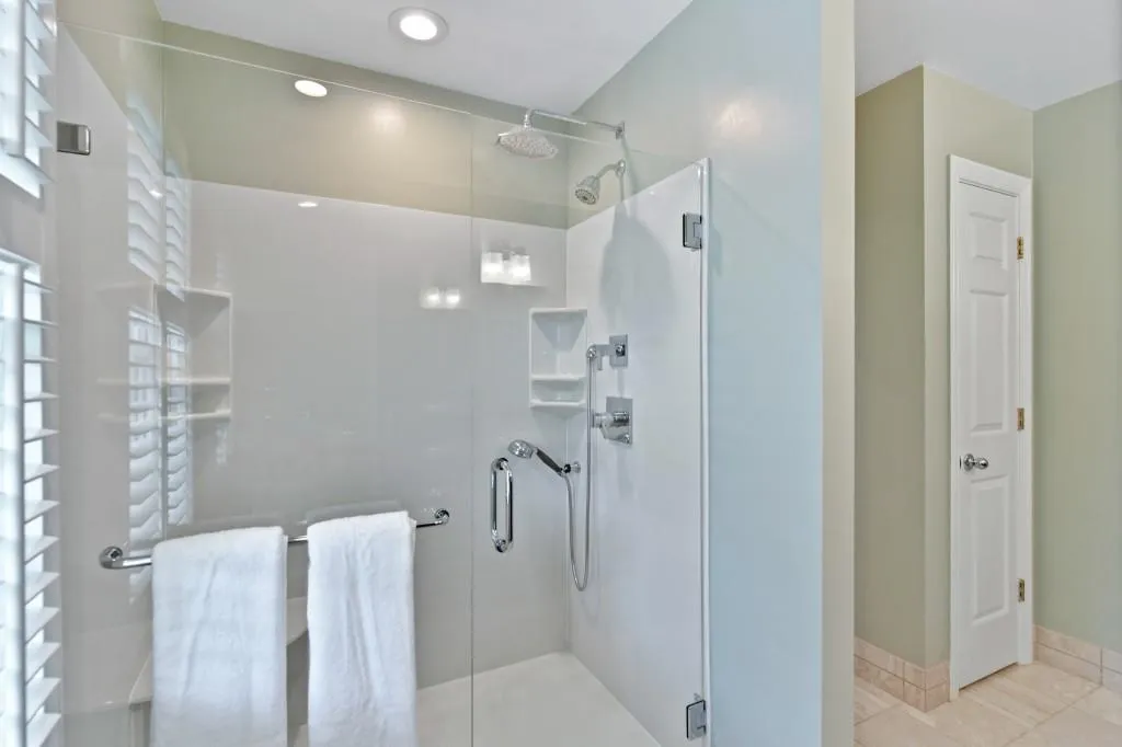 9 Vernon Glen Court, Atlanta, Georgia 30338, 3 Bedrooms Bedrooms, ,2 BathroomsBathrooms,Residential,Sold,9 Vernon Glen Court,6916558