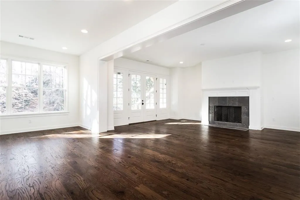 4666 E Conway Drive Ne, Atlanta, Georgia 30327, 6 Bedrooms Bedrooms, ,6 BathroomsBathrooms,Residential,Sold,4666 E Conway Drive Ne,5805249