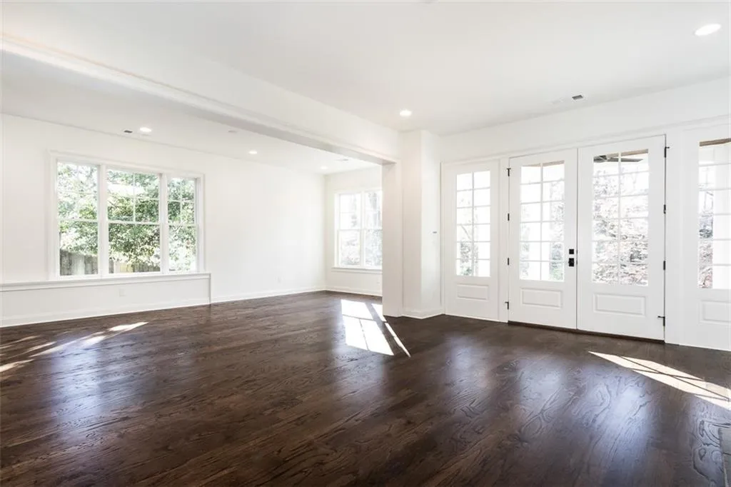 4666 E Conway Drive Ne, Atlanta, Georgia 30327, 6 Bedrooms Bedrooms, ,6 BathroomsBathrooms,Residential,Sold,4666 E Conway Drive Ne,5805249