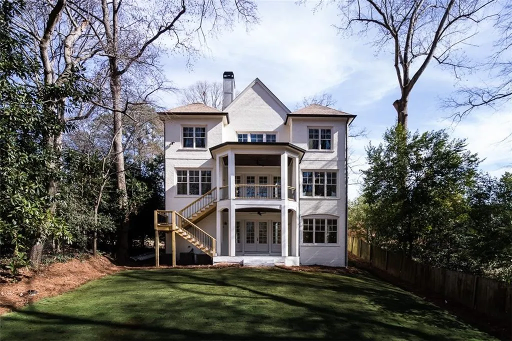 4666 E Conway Drive Ne, Atlanta, Georgia 30327, 6 Bedrooms Bedrooms, ,6 BathroomsBathrooms,Residential,Sold,4666 E Conway Drive Ne,5805249