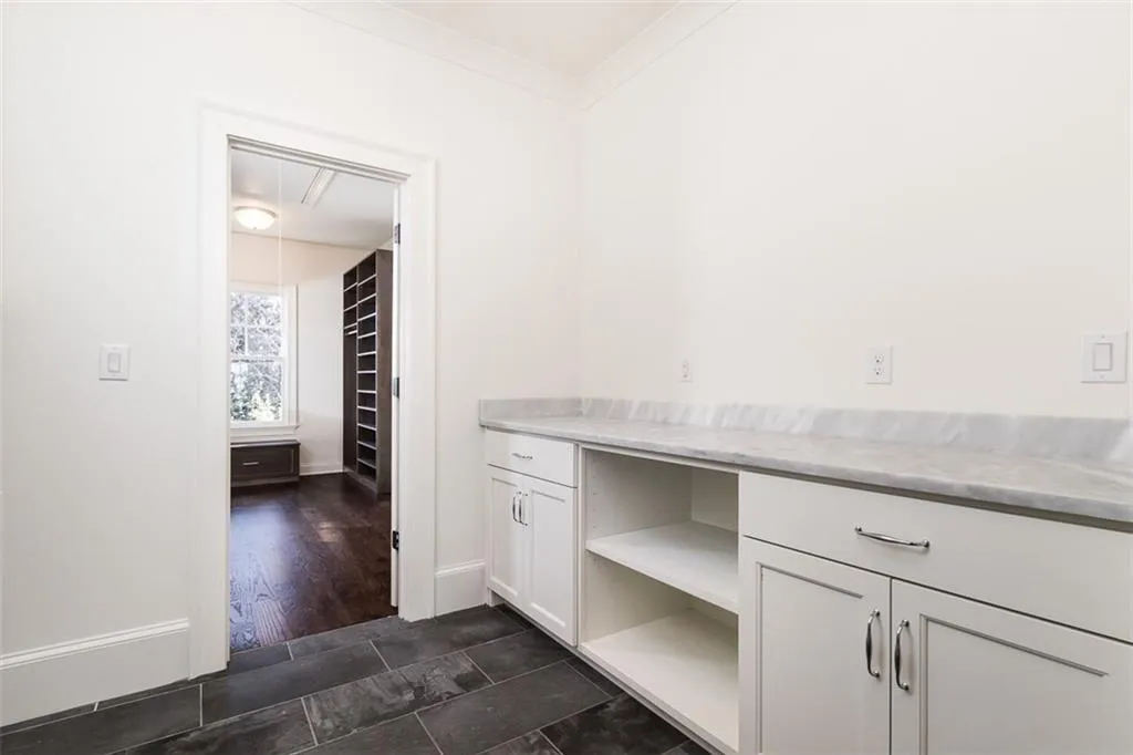 4666 E Conway Drive Ne, Atlanta, Georgia 30327, 6 Bedrooms Bedrooms, ,6 BathroomsBathrooms,Residential,Sold,4666 E Conway Drive Ne,5805249