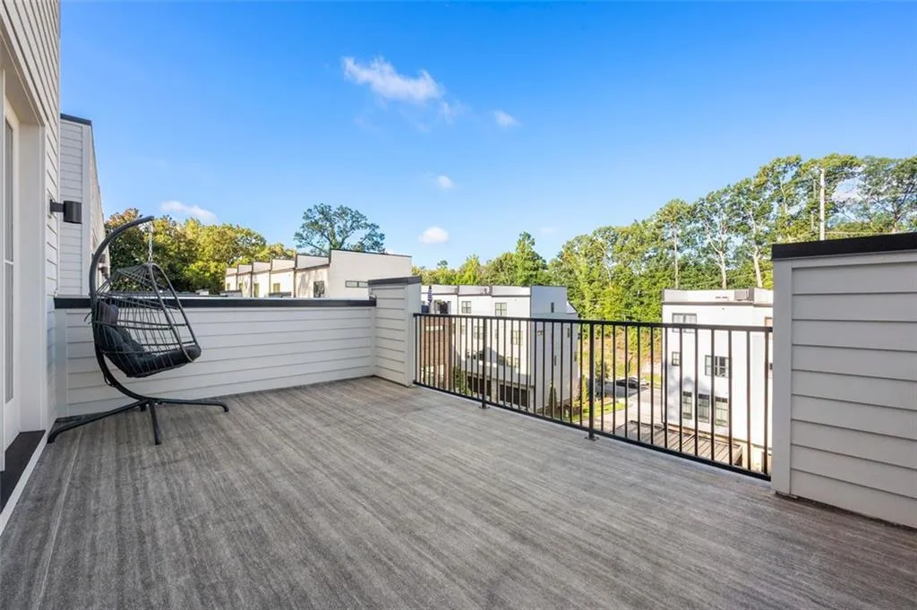 1779 Beckham Pl Ne, Atlanta, Georgia 30324, 3 Bedrooms Bedrooms, ,3 BathroomsBathrooms,Residential,For Sale,1779 Beckham Pl Ne,7623049