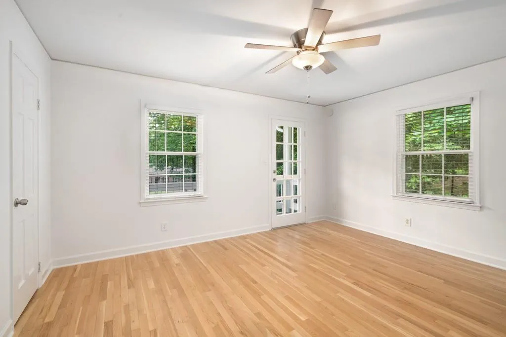 650 Edgewater Trail, Atlanta, Georgia 30328, 4 Bedrooms Bedrooms, ,3 BathroomsBathrooms,Residential,Sold,650 Edgewater Trail,7383479