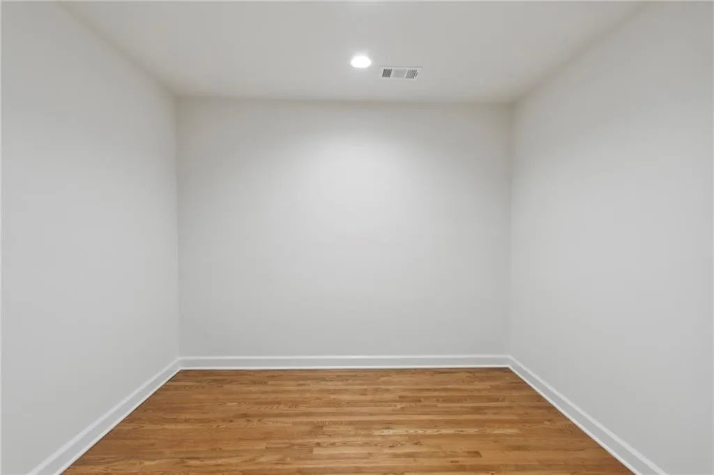 55 Cameron Glen Drive, Sandy Springs, Georgia 30328, 5 Bedrooms Bedrooms, ,4 BathroomsBathrooms,Residential,Sold,55 Cameron Glen Drive,7240328