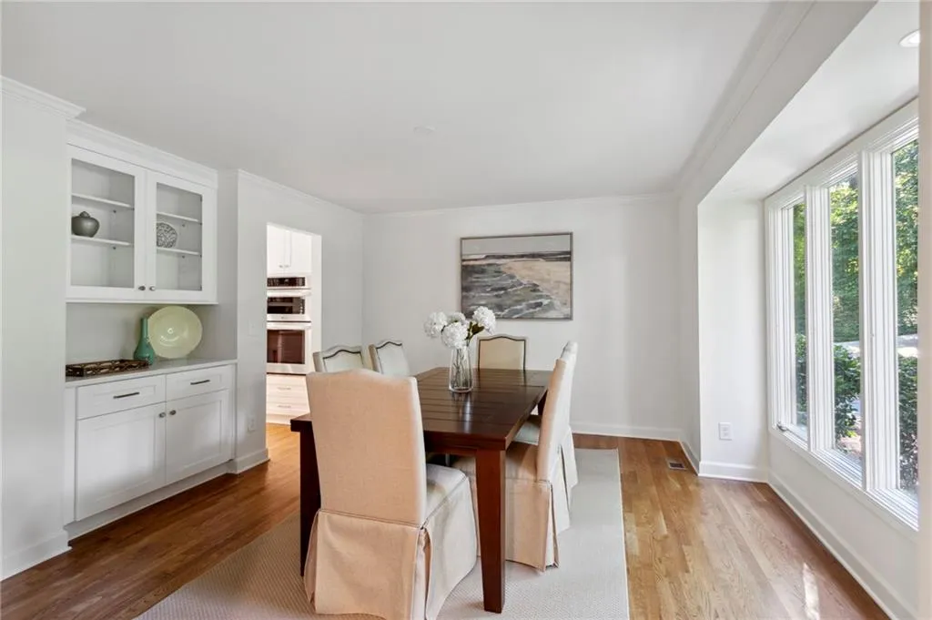 55 Cameron Glen Drive, Sandy Springs, Georgia 30328, 5 Bedrooms Bedrooms, ,4 BathroomsBathrooms,Residential,Sold,55 Cameron Glen Drive,7240328