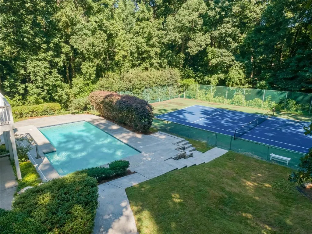 55 Cameron Glen Drive, Sandy Springs, Georgia 30328, 5 Bedrooms Bedrooms, ,4 BathroomsBathrooms,Residential,Sold,55 Cameron Glen Drive,7240328