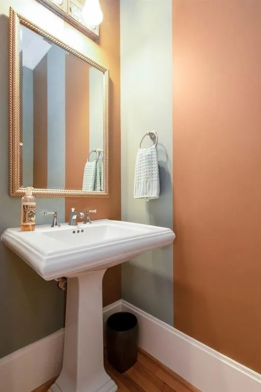 41 Cliftwood Drive, Sandy Springs, Georgia 30328, 5 Bedrooms Bedrooms, ,5 BathroomsBathrooms,Residential,Sold,41 Cliftwood Drive,6657894