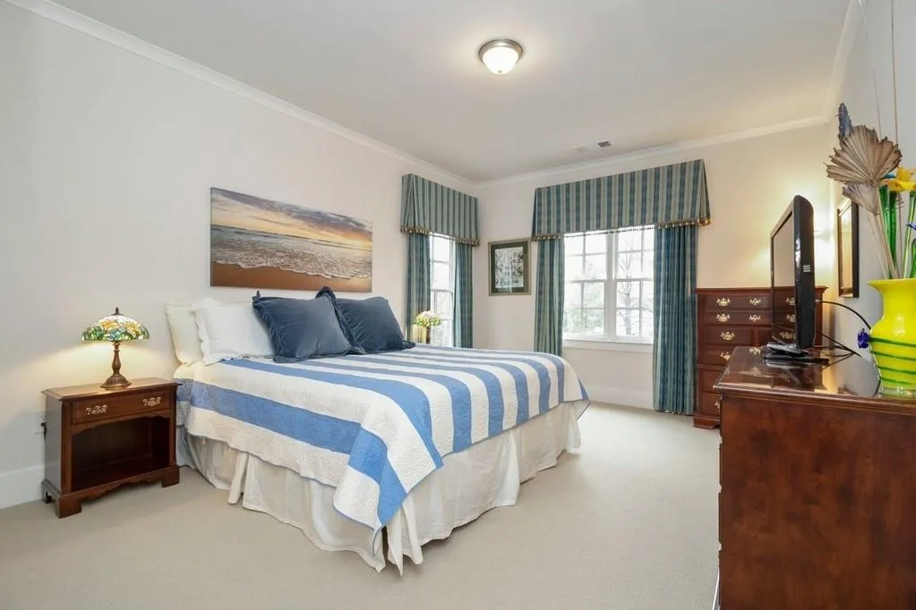 41 Cliftwood Drive, Sandy Springs, Georgia 30328, 5 Bedrooms Bedrooms, ,5 BathroomsBathrooms,Residential,Sold,41 Cliftwood Drive,6657894