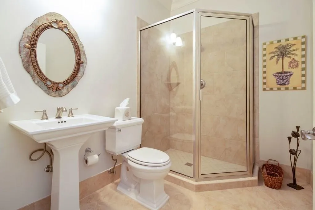 41 Cliftwood Drive, Sandy Springs, Georgia 30328, 5 Bedrooms Bedrooms, ,5 BathroomsBathrooms,Residential,Sold,41 Cliftwood Drive,6657894