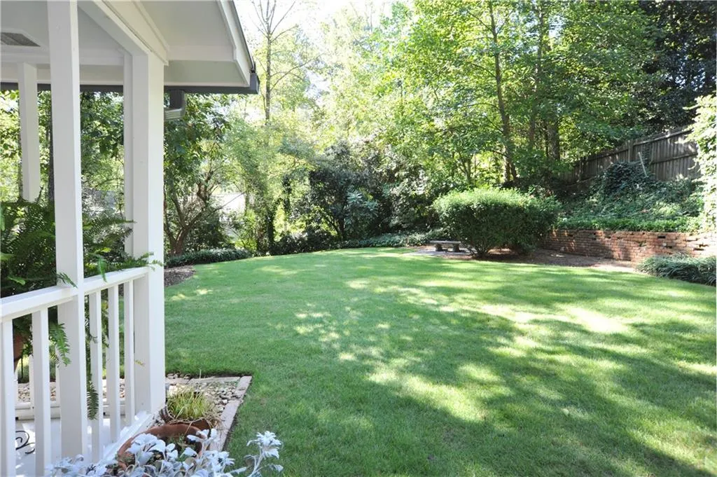 445 Highbrook Drive, Atlanta, Georgia 30342, 4 Bedrooms Bedrooms, ,3 BathroomsBathrooms,Residential,Sold,445 Highbrook Drive,6632350