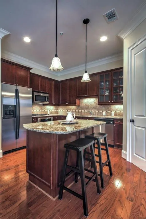 3635 E Paces Circle Ne Unit 1207, Atlanta, Georgia 30326, 1 Bedroom Bedrooms, ,1 BathroomBathrooms,Residential,Sold,3635 E Paces Circle Ne Unit 1207,5853986