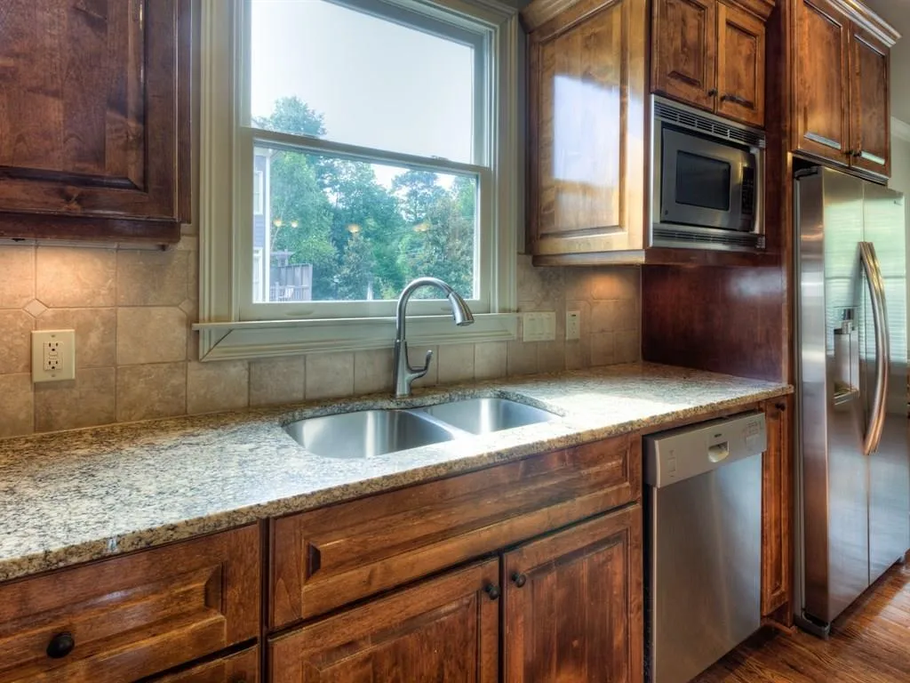 7989 Magnolia Square, Atlanta, Georgia 30350, 5 Bedrooms Bedrooms, ,3 BathroomsBathrooms,Residential,Sold,7989 Magnolia Square,5746558