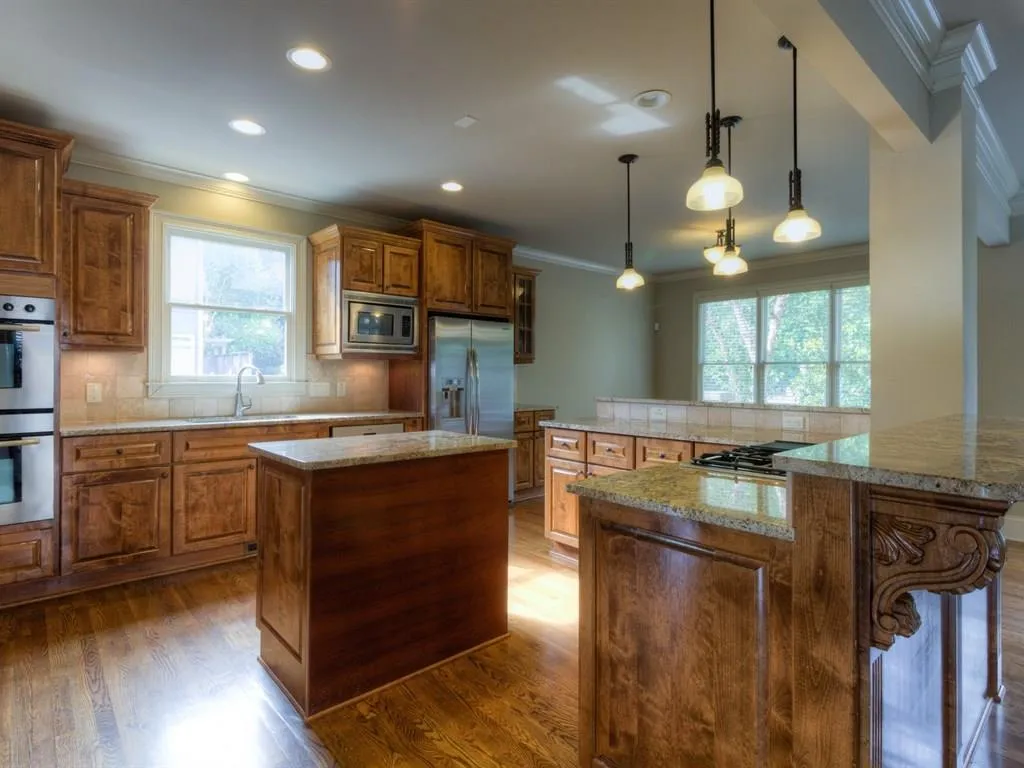 7989 Magnolia Square, Atlanta, Georgia 30350, 5 Bedrooms Bedrooms, ,3 BathroomsBathrooms,Residential,Sold,7989 Magnolia Square,5746558
