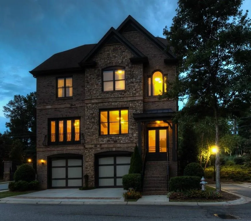7989 Magnolia Square, Atlanta, Georgia 30350, 5 Bedrooms Bedrooms, ,3 BathroomsBathrooms,Residential,Sold,7989 Magnolia Square,5746558
