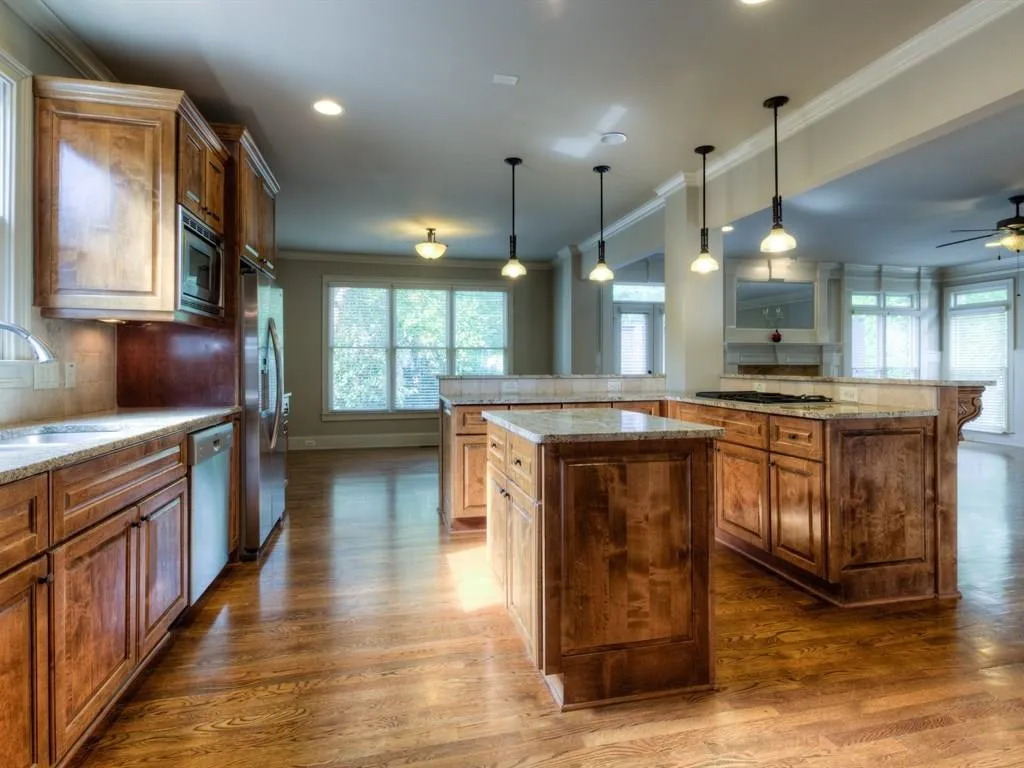 7989 Magnolia Square, Atlanta, Georgia 30350, 5 Bedrooms Bedrooms, ,3 BathroomsBathrooms,Residential,Sold,7989 Magnolia Square,5746558