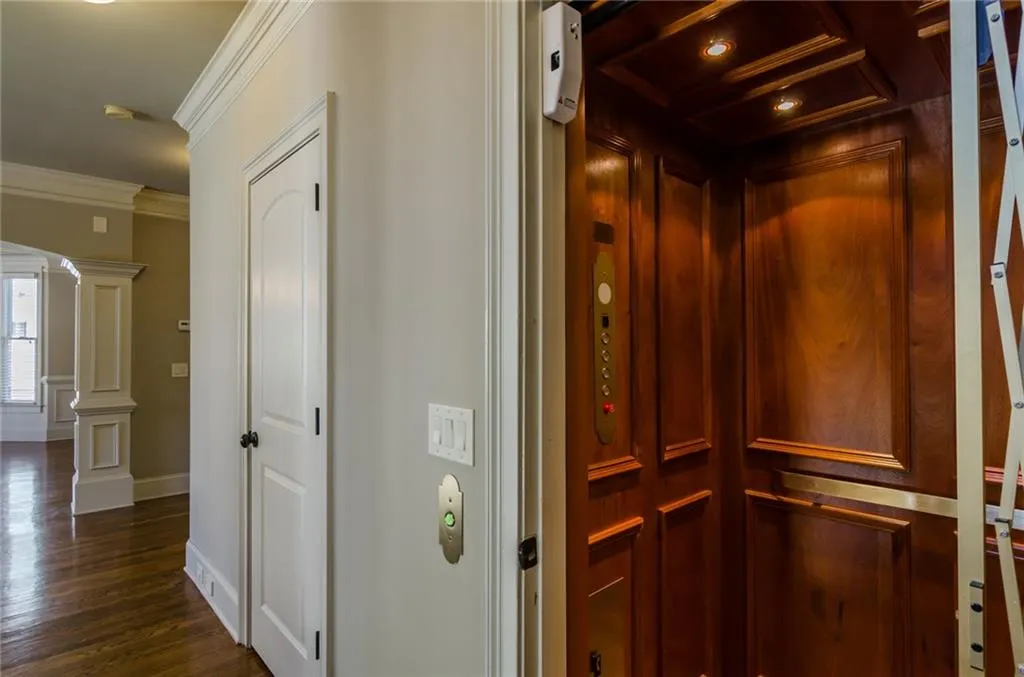 7989 Magnolia Square, Atlanta, Georgia 30350, 5 Bedrooms Bedrooms, ,3 BathroomsBathrooms,Residential,Sold,7989 Magnolia Square,5746558