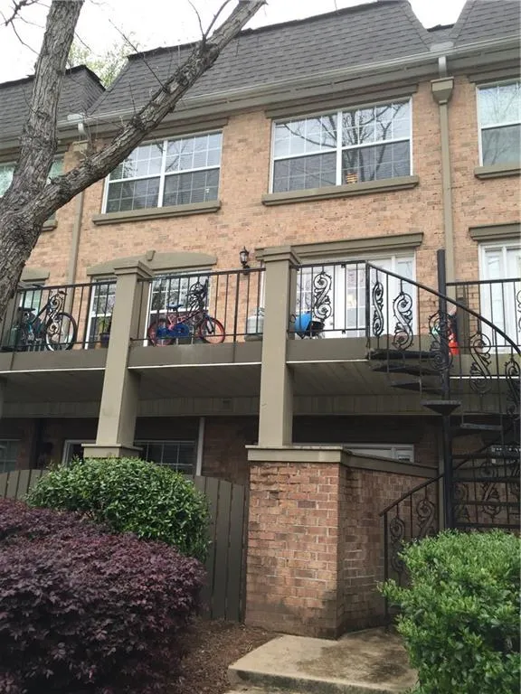 6980 Roswell Road Unit K4, Sandy Springs, Georgia 30328, 2 Bedrooms Bedrooms, ,1 BathroomBathrooms,Residential,Sold,6980 Roswell Road Unit K4,5662191