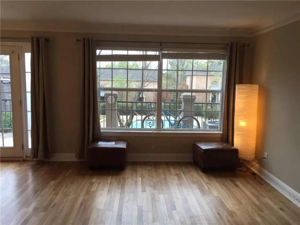 6980 Roswell Road Unit K4, Sandy Springs, Georgia 30328, 2 Bedrooms Bedrooms, ,1 BathroomBathrooms,Residential,Sold,6980 Roswell Road Unit K4,5662191