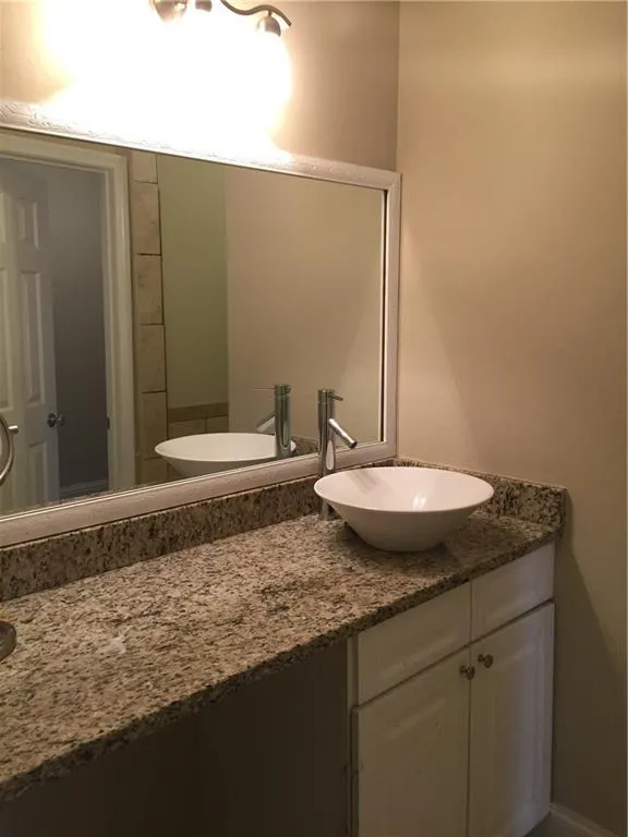 6980 Roswell Road Unit K4, Sandy Springs, Georgia 30328, 2 Bedrooms Bedrooms, ,1 BathroomBathrooms,Residential,Sold,6980 Roswell Road Unit K4,5662191