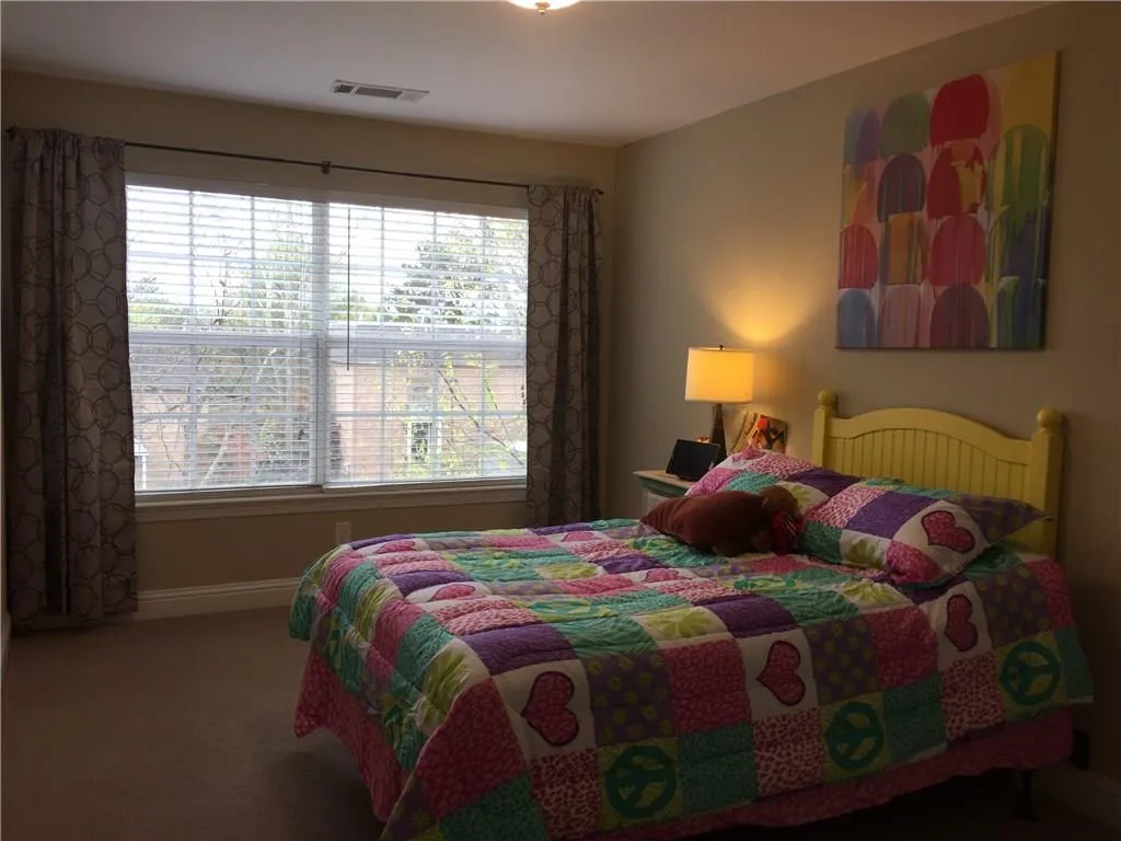 6980 Roswell Road Unit K4, Sandy Springs, Georgia 30328, 2 Bedrooms Bedrooms, ,1 BathroomBathrooms,Residential,Sold,6980 Roswell Road Unit K4,5662191