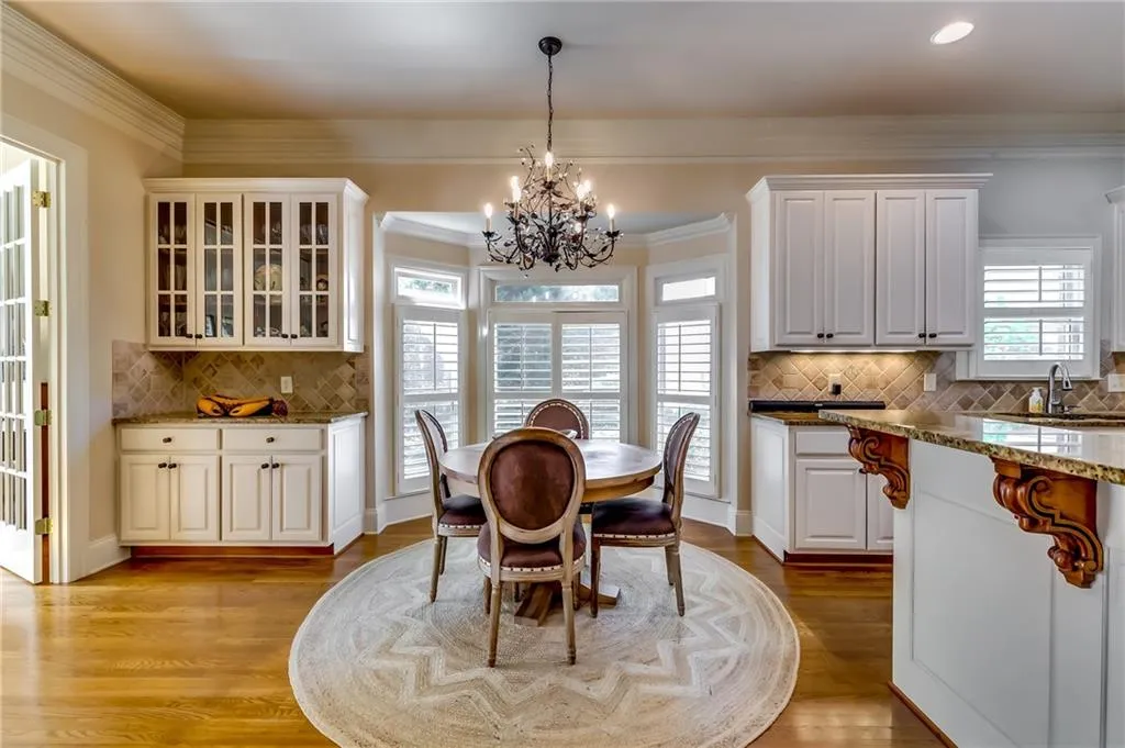 7918 Stratford Lane, Atlanta, Georgia 30350, 5 Bedrooms Bedrooms, ,5 BathroomsBathrooms,Residential,Sold,7918 Stratford Lane,7467278