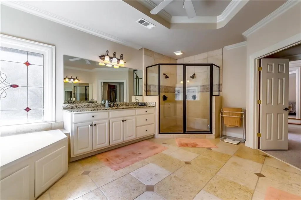 Master bath.