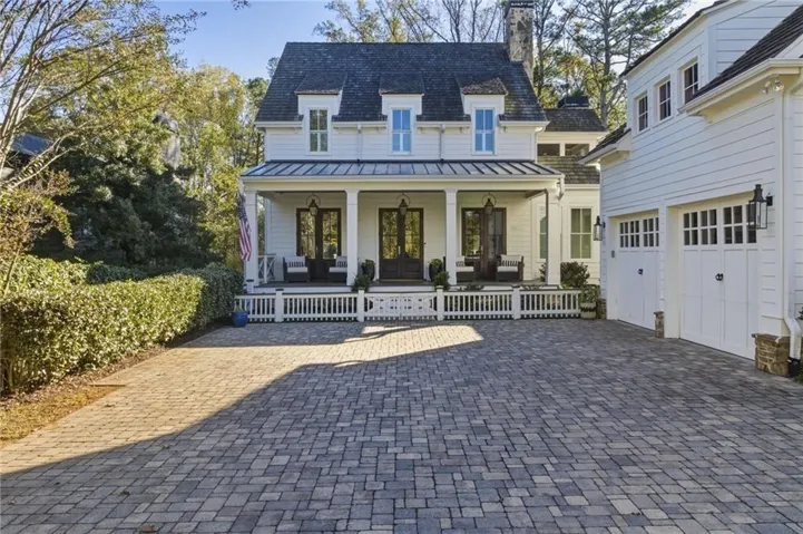 Custom built home steps from Historic Roswell